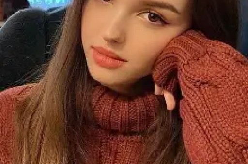 被禁关活该！140万美女网红摆拍被央媒怒批目前仍未道歉